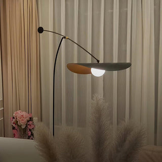Alonso Minimalist Metal Floor Light