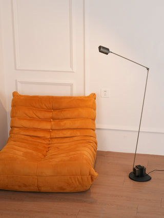 Apex Flex Minimalist Metal Floor Light