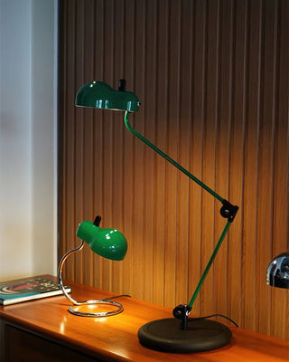 Arcto Modern Metal Table Lamp