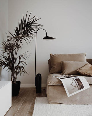 Reed Contemporary Marble Wall Lamp
