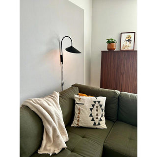 Arum Minimalist Iron Wall Light
