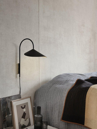 Arum Minimalist Iron Wall Light