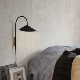 Arum Minimalist Iron Wall Light