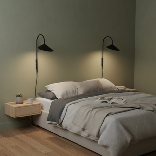 Arum Minimalist Iron Wall Light