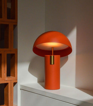 Avo Minimalist Iron Table Light