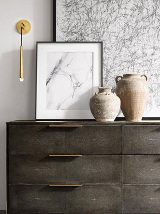 Eclat Minimalist Brass Wall Light