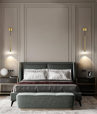 Eclat Minimalist Brass Wall Light