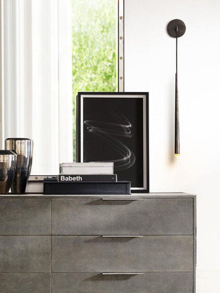 Eclat Minimalist Brass Wall Light