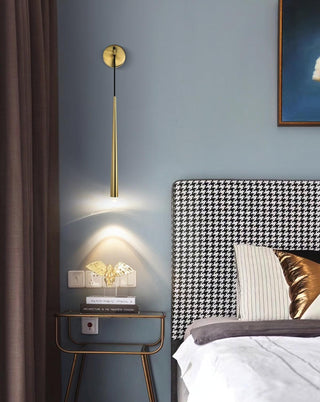 Eclat Minimalist Brass Wall Light