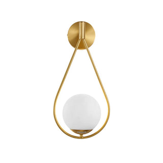 Veyra Minimalist Brass Wall Light