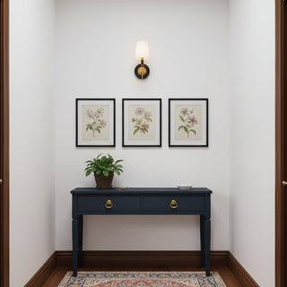 Lilae Modern Gold Wall Sconce