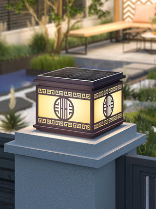 Linyi Traditional Metal Garden Light