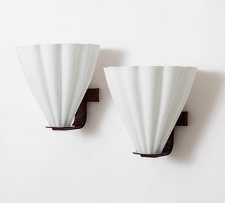 Iris Modern Ribbed Glass Wall Sconce