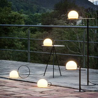 Circ Slim Cantilever Floor Lamp