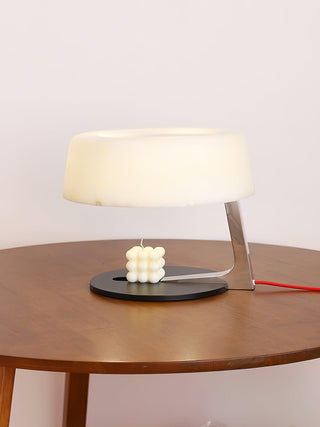 Comete Minimalist Alabaster Table Light