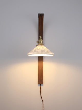 Maren Mid-Century Modern Ceramic Wall Light