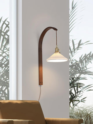Maren Mid-Century Modern Ceramic Wall Light