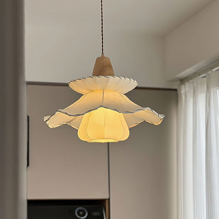 Daisy Charm Vintage Cloth Pendant Light