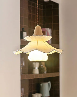 Daisy Charm Vintage Cloth Pendant Light