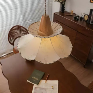 Daisy Charm Vintage Cloth Pendant Light