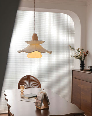 Daisy Charm Vintage Cloth Pendant Light