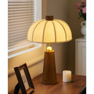 Kael Modern Retro Table Lamp