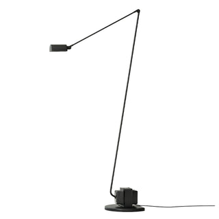 Apex Flex Minimalist Metal Floor Light