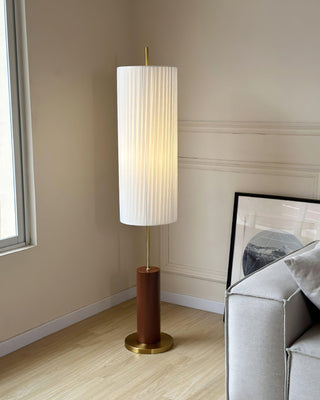 Dorica Contemporary Iron Floor Light