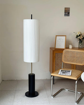 Dorica Contemporary Iron Floor Light