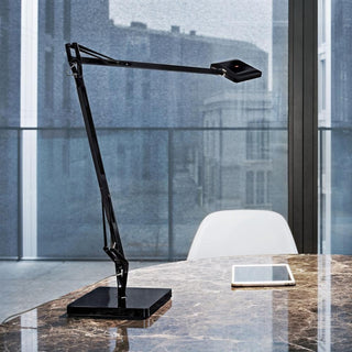 Glimmer Minimalist Metal Desk Lamp