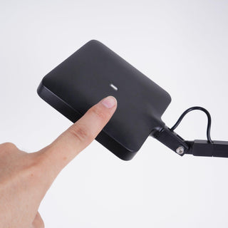 Glimmer Minimalist Metal Desk Lamp