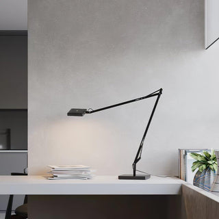 Glimmer Minimalist Metal Desk Lamp