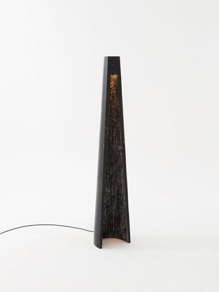 Estela Sculptural Marble Floor Light