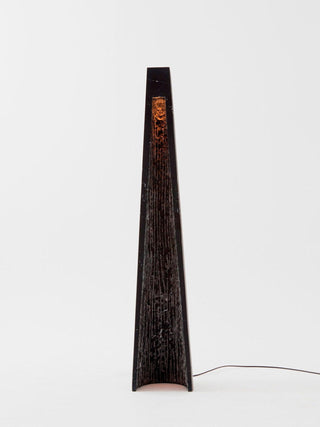 Estela Sculptural Marble Floor Light