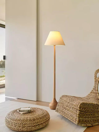 Malleus Slim Wood Floor Lamp