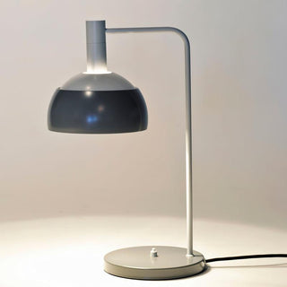 Apex Minimalist Metal Table Lamp