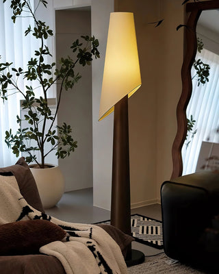 Vela Modern Wood Floor Lamp