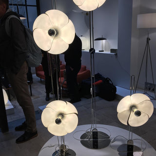 Kaelin Single Flower Table Lamp