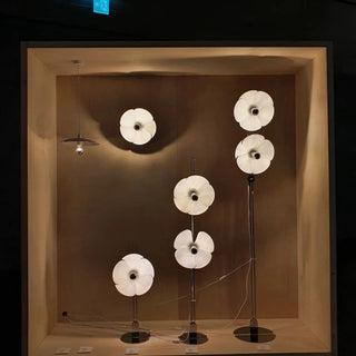 Kaelin Single Flower Table Lamp