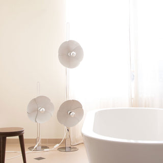 Kaelin Single Flower Table Lamp