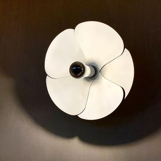 Mara Flower Classic Metal Wall Light