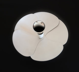 Mara Flower Classic Metal Wall Light