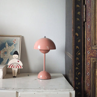 Jasper Retro Metal Mushroom Table Lamp