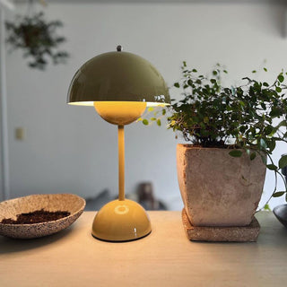 Jasper Retro Metal Mushroom Table Lamp
