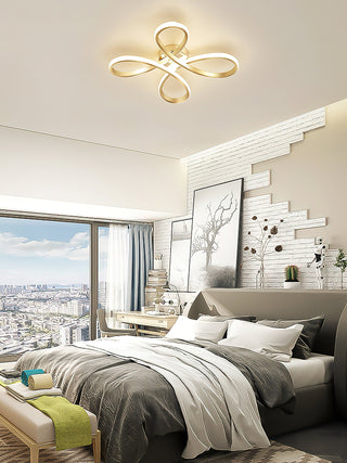 Lumiere Modern Ribbon Chandelier