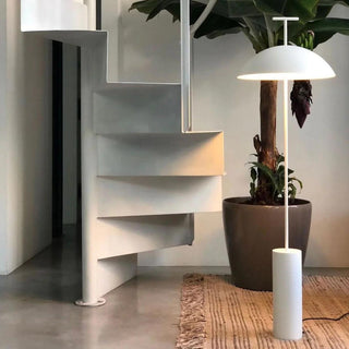 Geen-a Sculptural Steel Floor Light