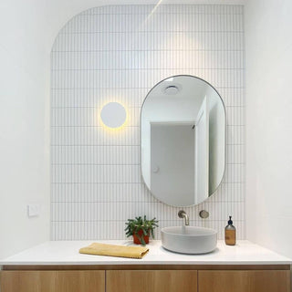 Gossa Mid-Century Modern Metal Wall Sconce