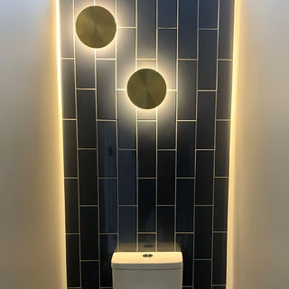 Gossa Mid-Century Modern Metal Wall Sconce