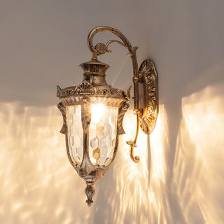 Heritage Vintage Brass Outdoor Wall Light