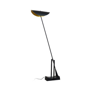 Horizon Minimalist Iron Floor Light